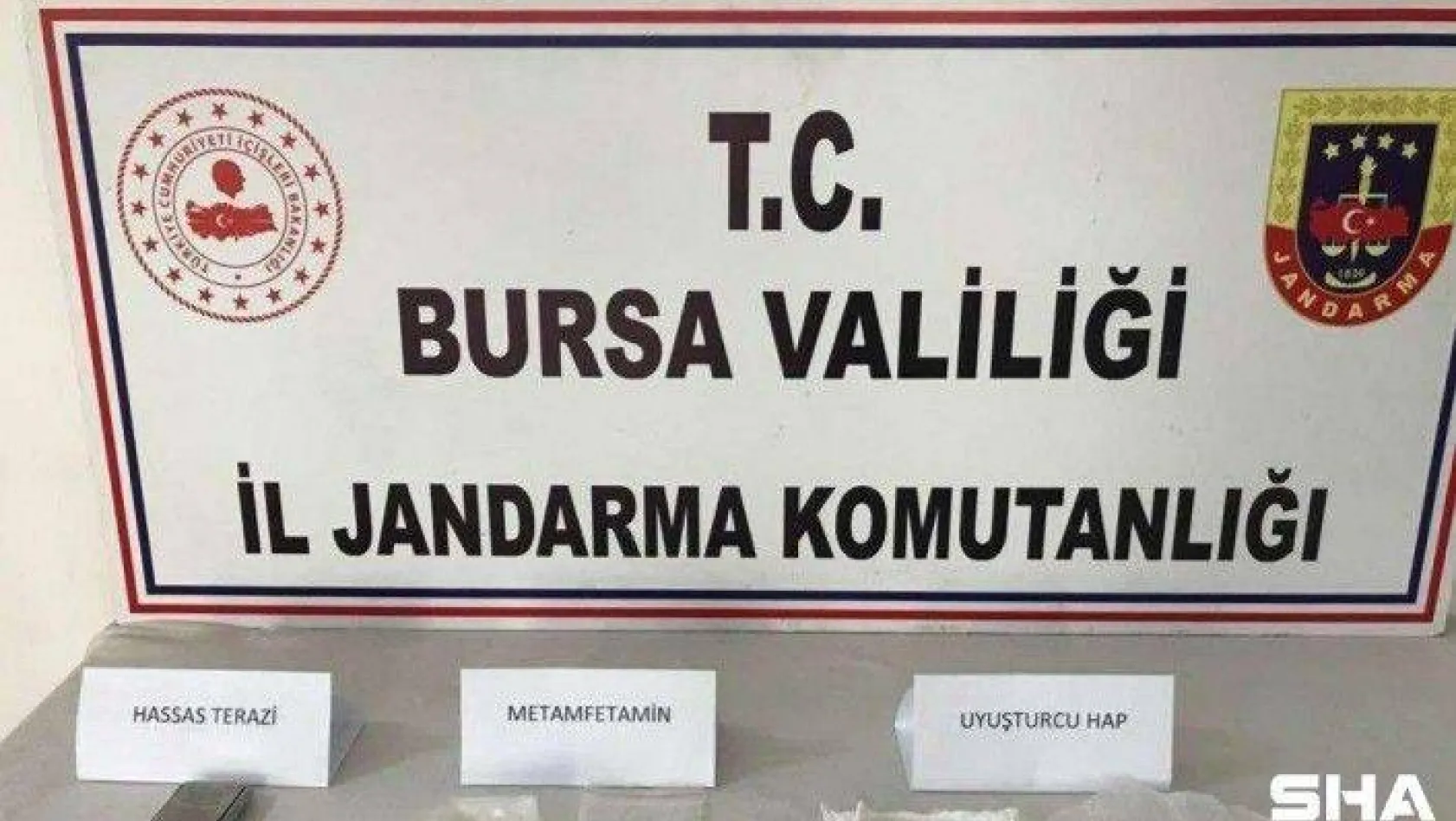 Bursa'da jandarmadan uyuşturucu tacirlerine operasyon: 2 tutuklama