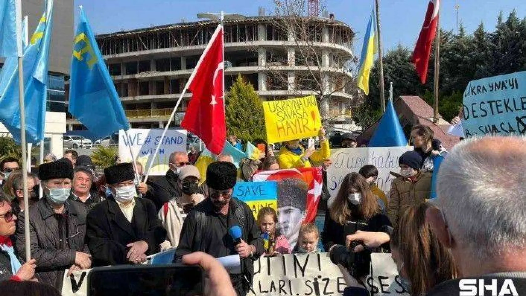 Bursa'da yaşayan Ukraynalı vatandaşlarından 'Rusya' protestosu