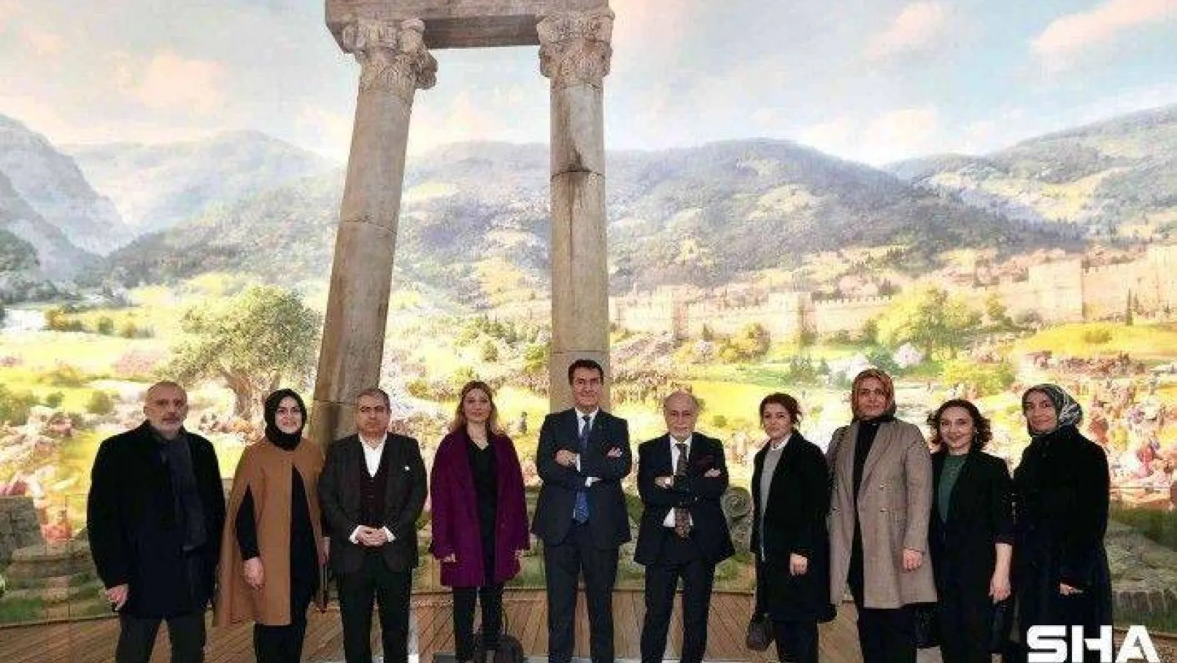 Darülaceze yönetimi 1326 Bursa Fetih Müzesi'ni gezdi