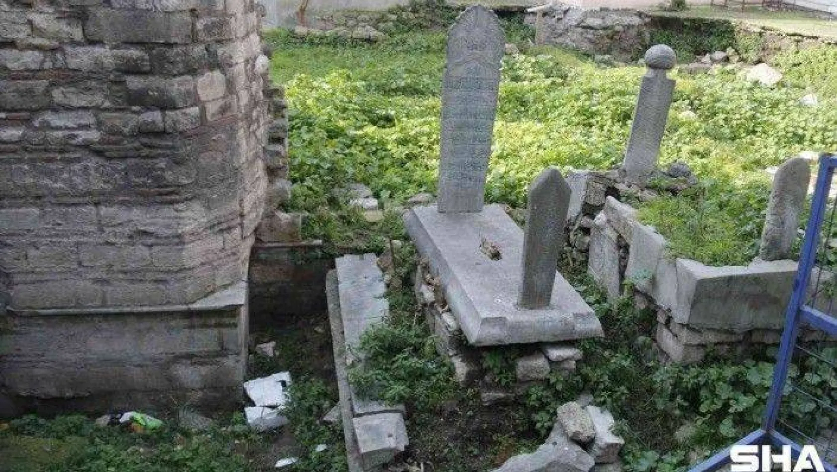 İstanbul'un kaybolan mescidi aslına dönmeyi bekliyor