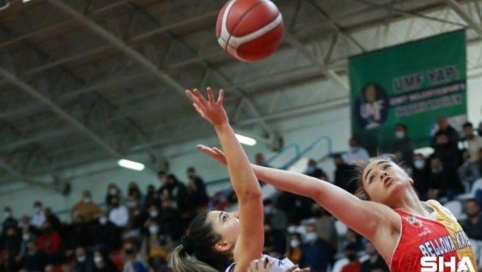 KBSL: İzmit Belediyespor: 53 - Kayseri Basketbol: 60