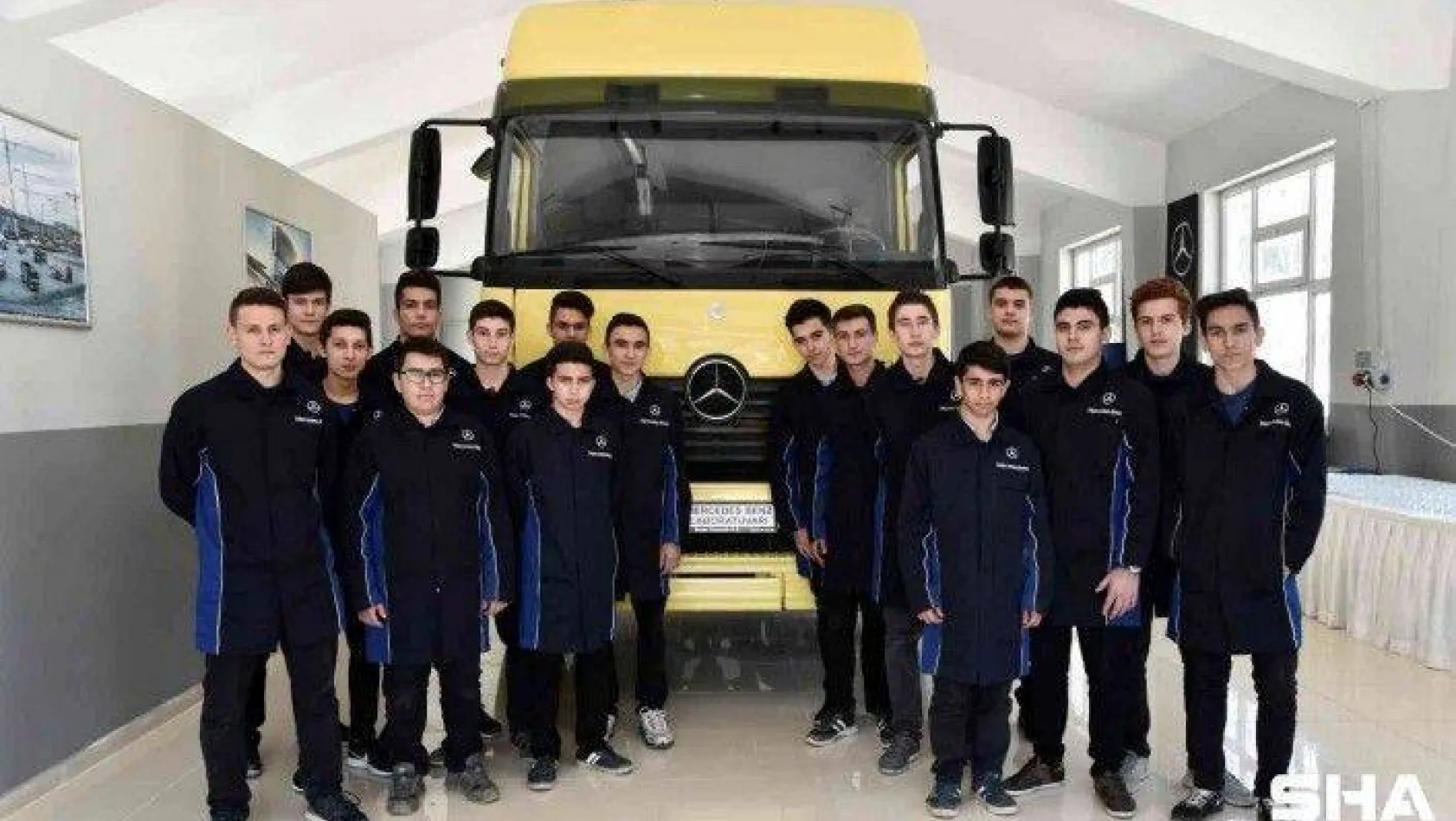 Mercedes-Benz Türk'ten mesleki eğitime katkı