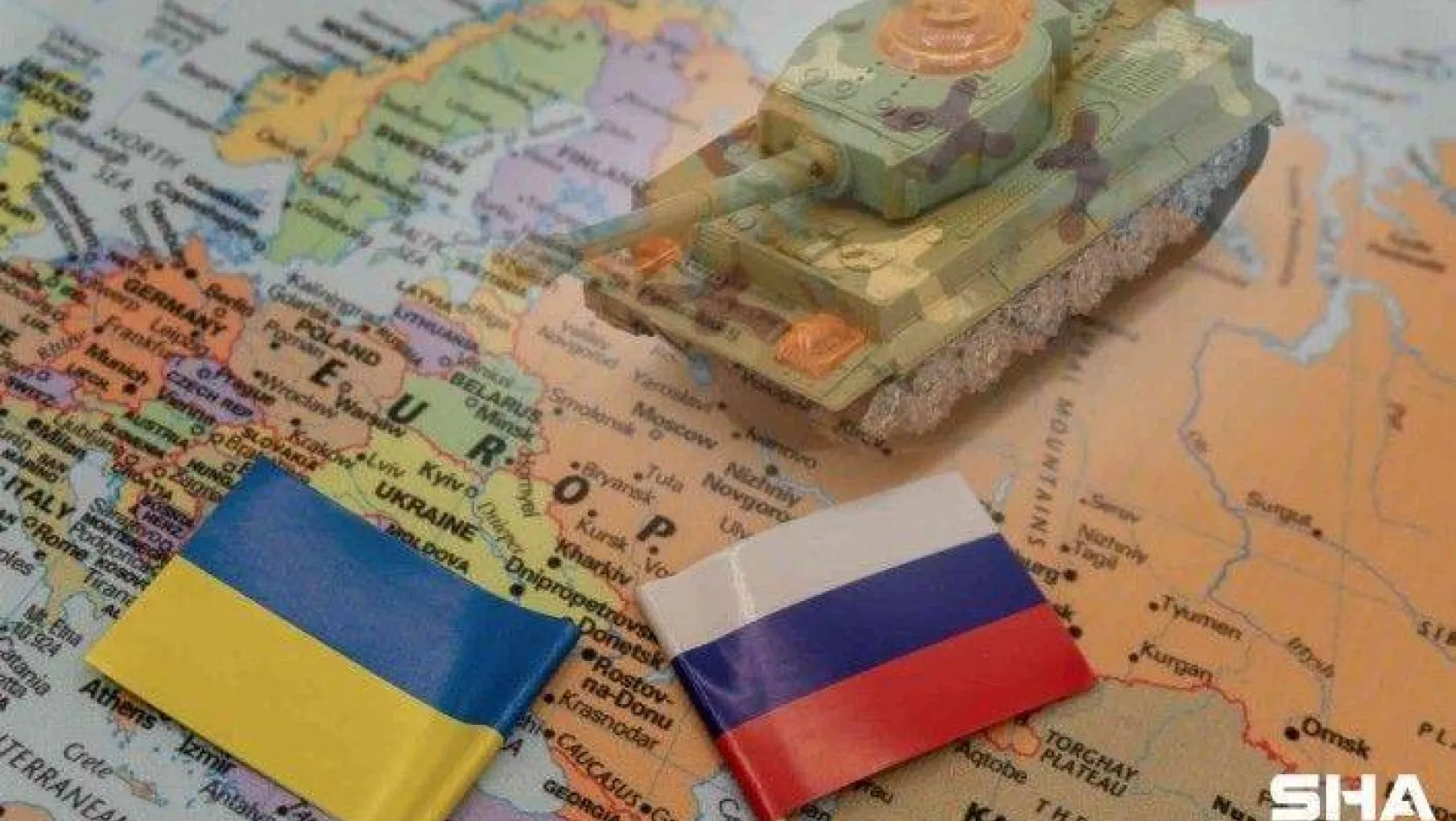 'Rusya-Ukrayna gerilimi NATO'nun stratejik yararınadır'