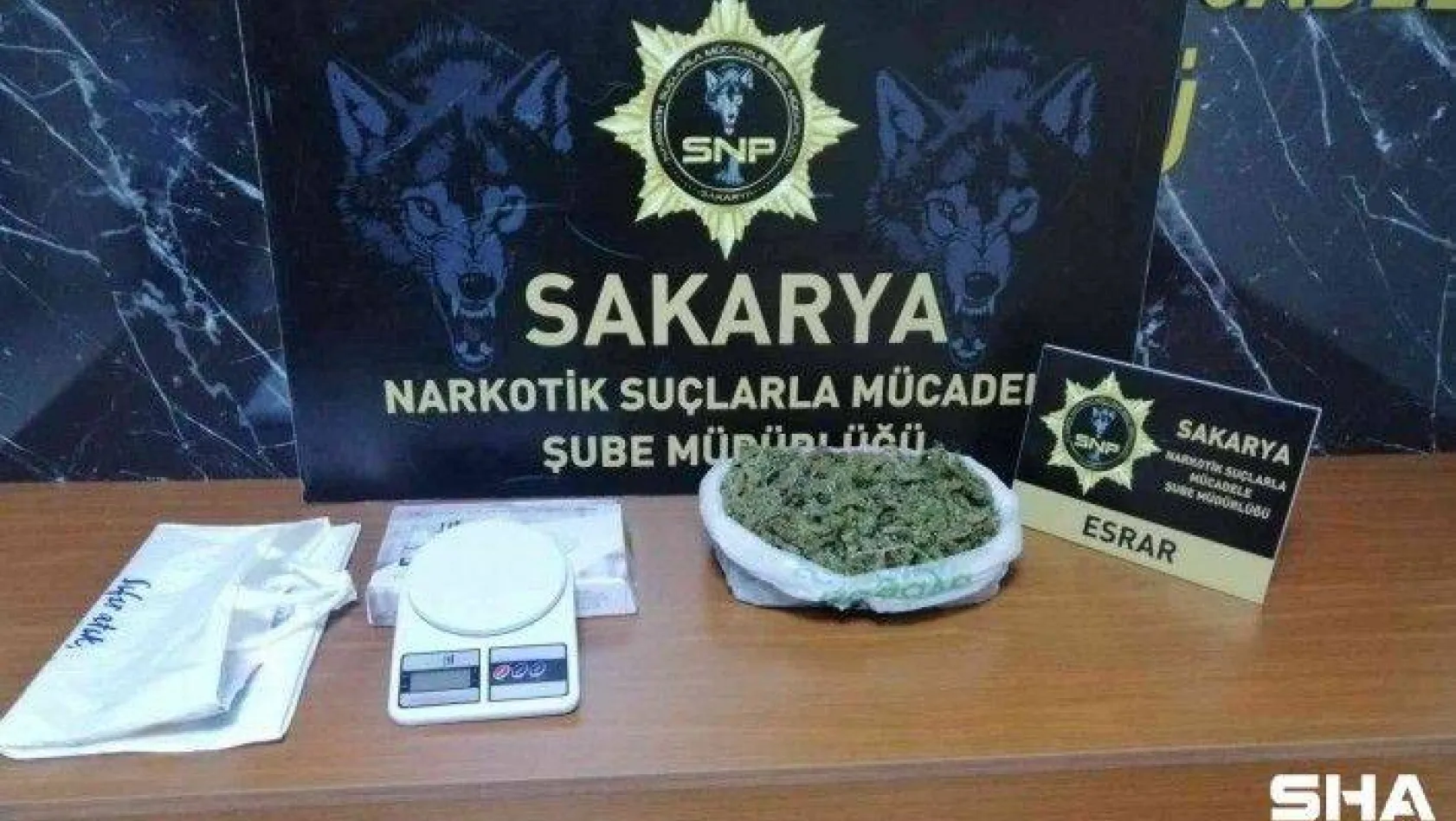 Sakarya'da uyuşturucu operasyonlarında 4 gözaltı