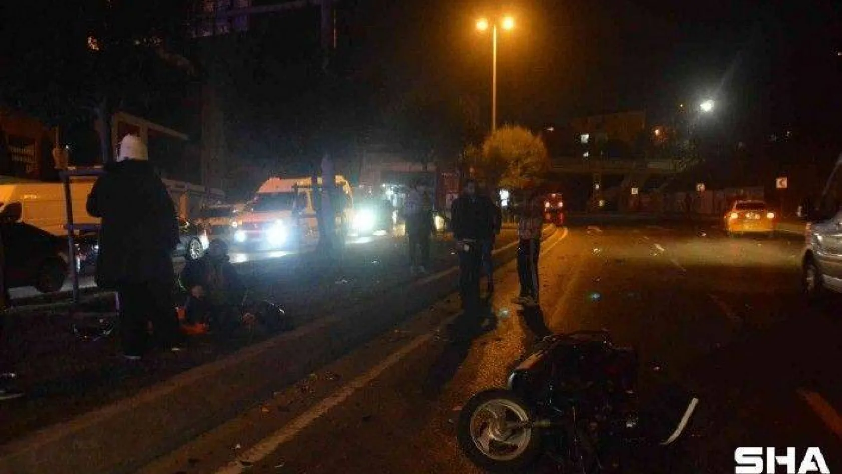 Şişli'de 3 kişinin yaralandığı kaza kameraya yansıdı