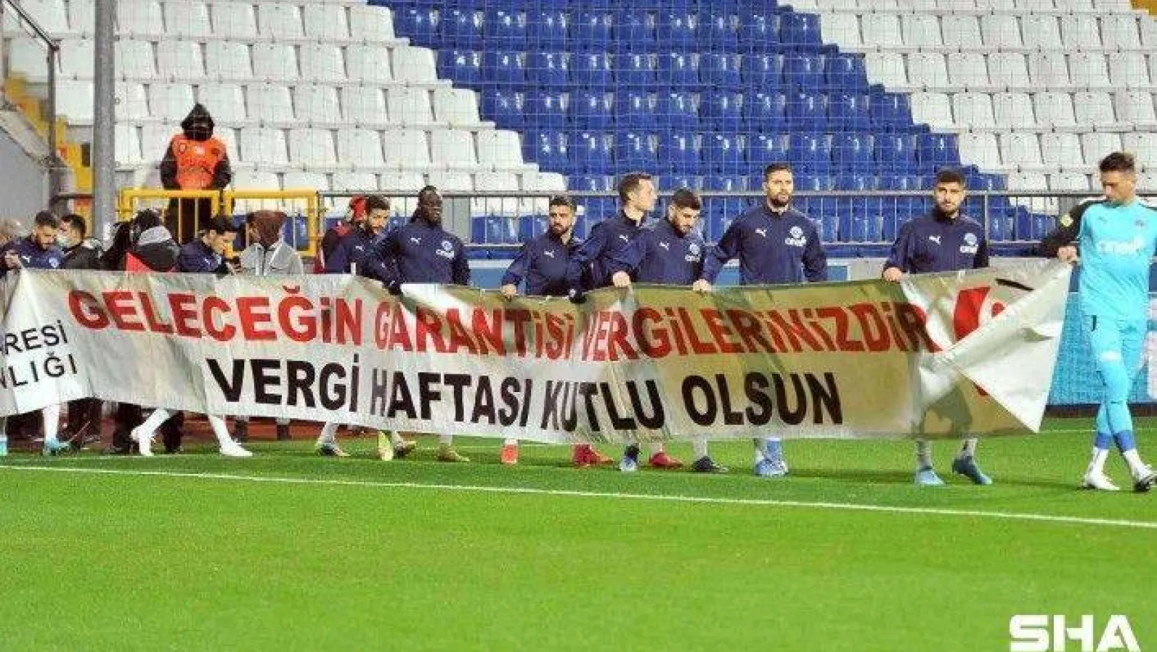 Spor Toto Süper Lig: Kasımpaşa: 0 - Fenerbahçe: 1 (Maç devam ediyor)