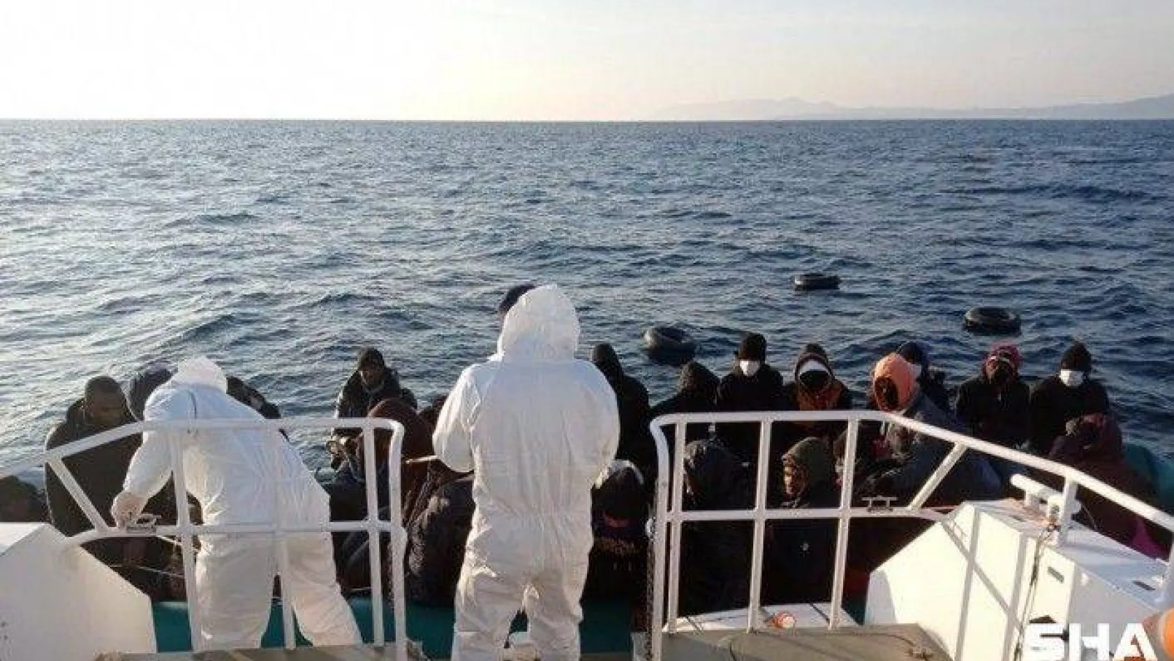 Balıkesir açıklarında 35 düzensiz göçmen Sahil Güvenlik tarafından kurtarılırdı