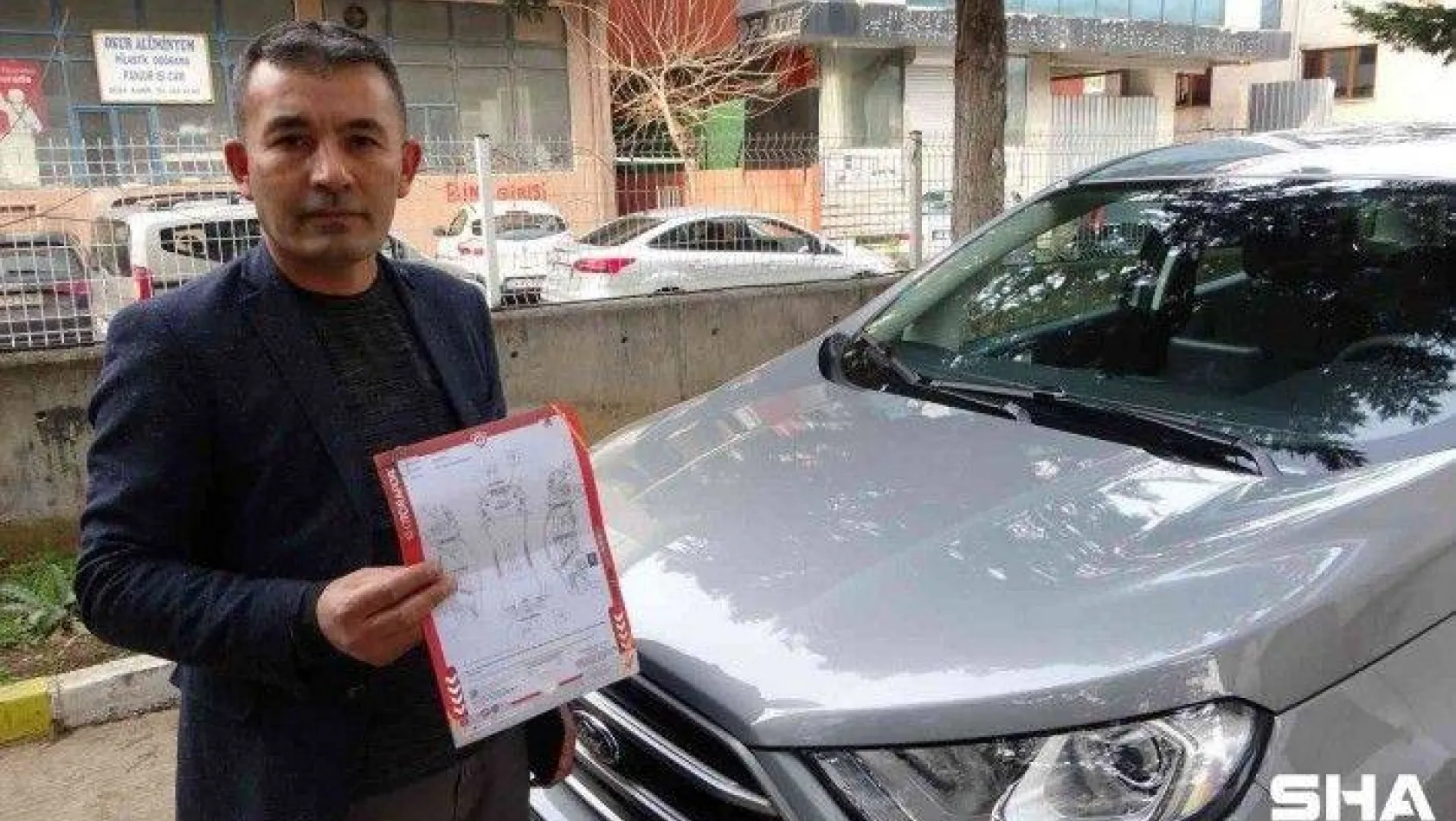 Tokat'tan gelip İstanbul'da aldığı sıfır araç 50 bin TL hasarlı çıktı