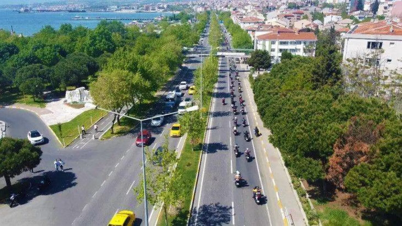 400 motosikletli Marmara kıyısında çevre temizliği için gaza bastı