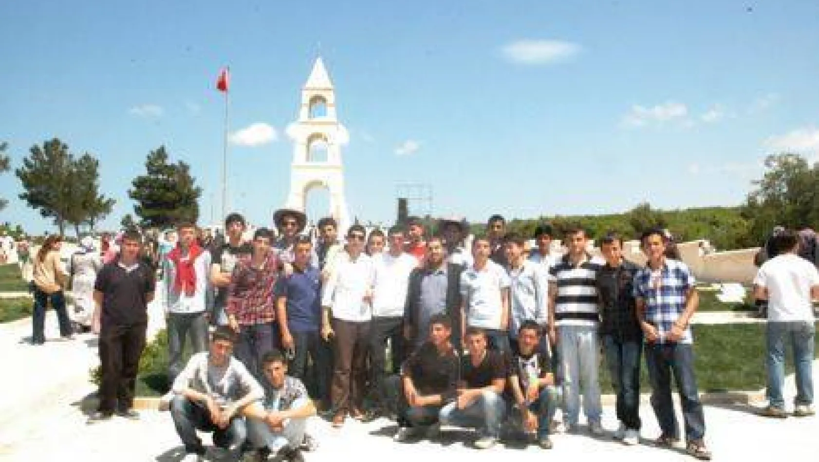 Ak Gençlik'ten Çanakkale Gezisi
