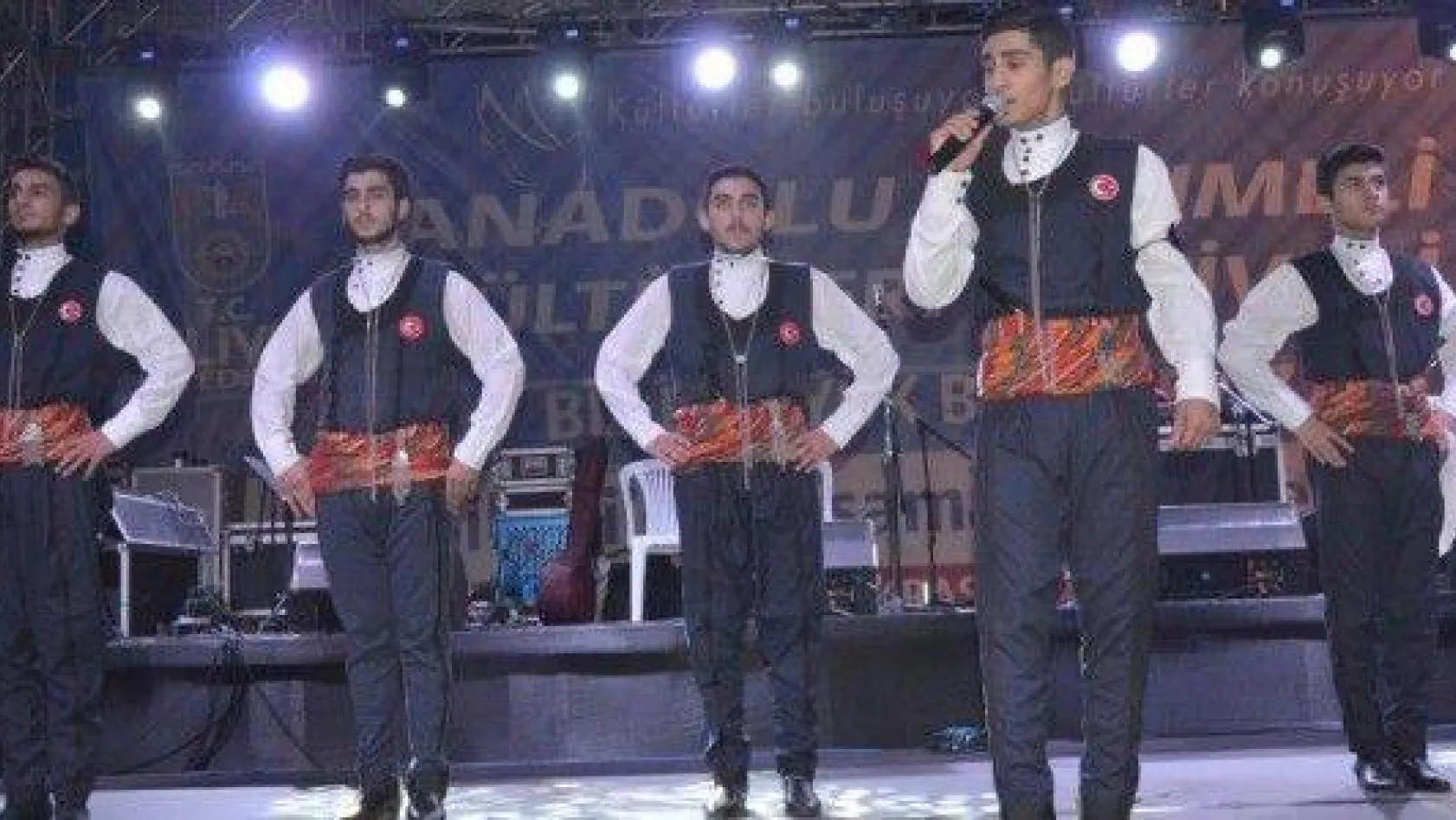 Anadolu ve Rumeli Kültürleri Festivali Devam Ediyor