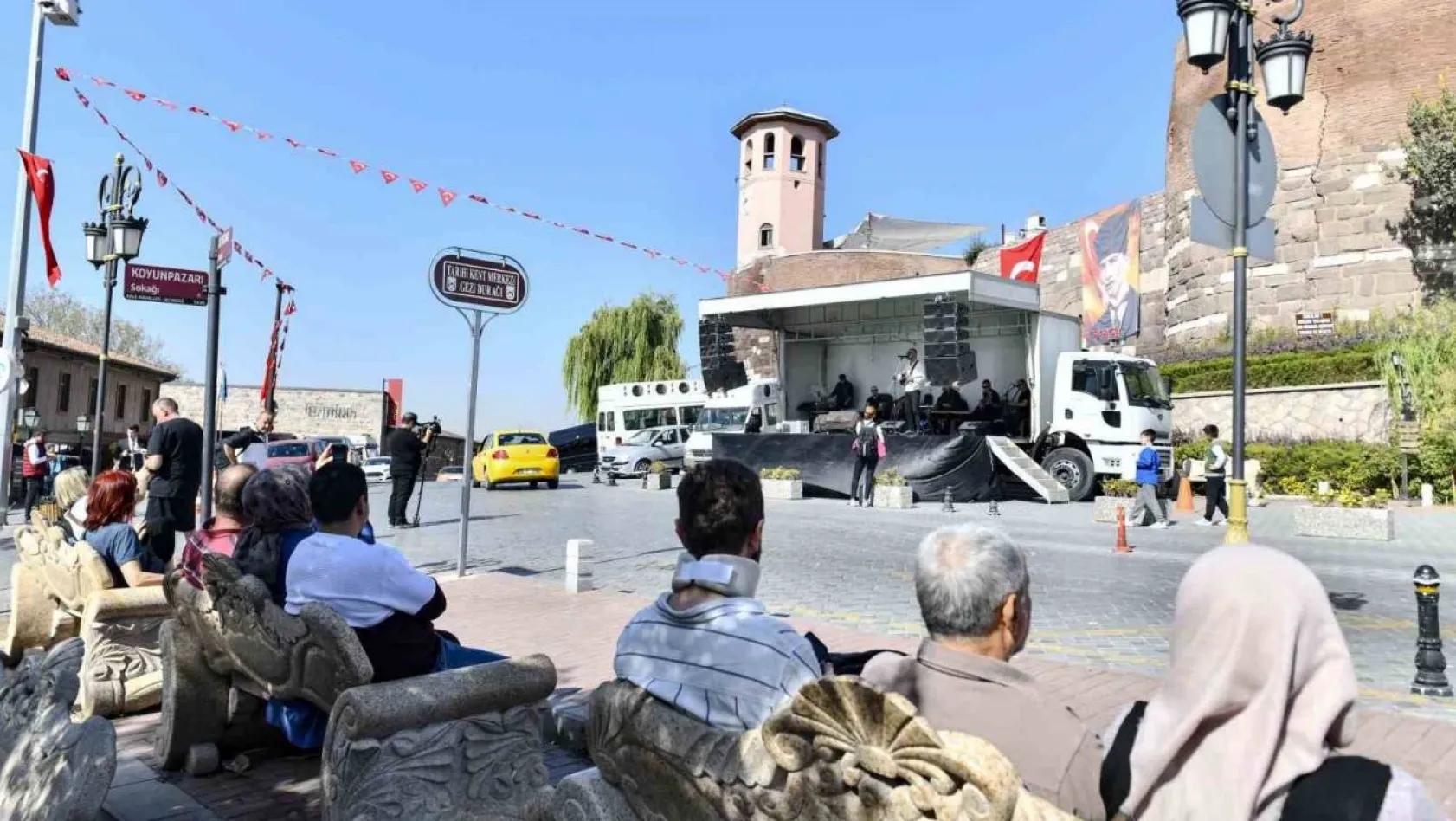 Ankara Büyükşehir Belediyesi cumhuriyeti çeşitli etkinlerle kutlamaya başladı