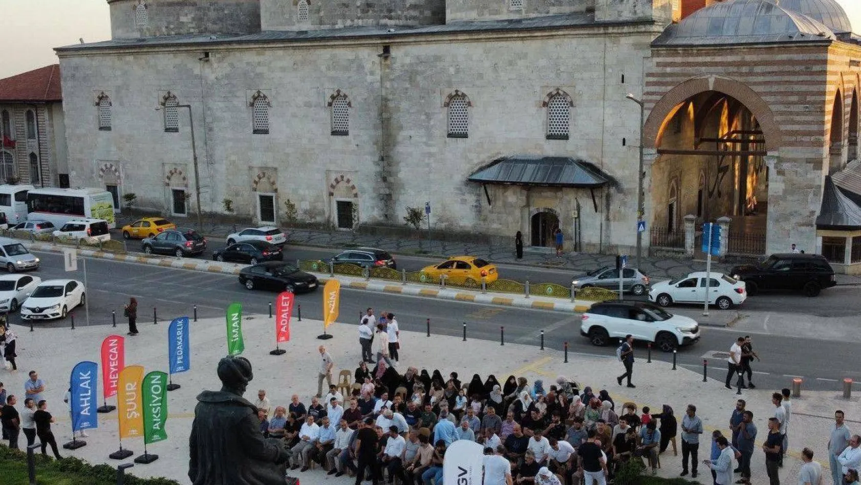 Avrupa ülkelerinde Kur'an-ı Kerim'e saldırılar Edirne'de protesto edildi