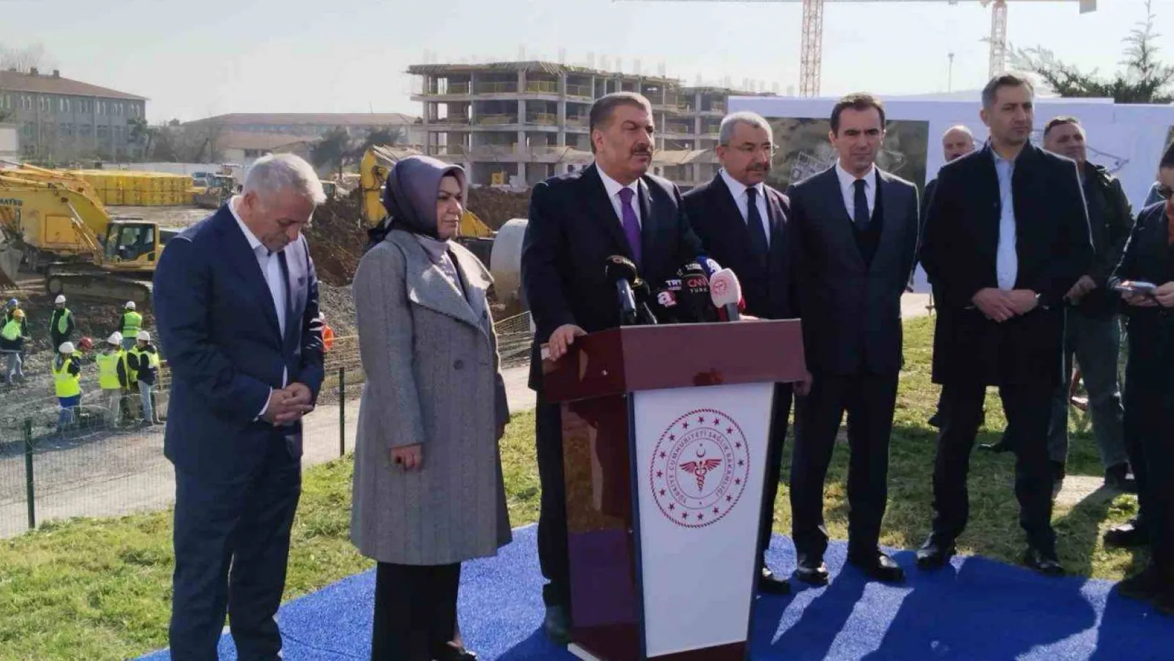 Bakan Koca: 'Türkiye'nin en büyük kapasitesi olan şehir hastanesi Sancaktepe'de inşaatı devam ediyor'