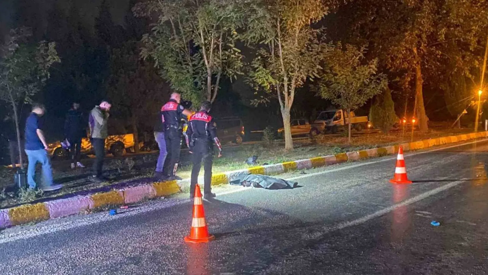 Balıkesir'de motosikletin çarptığı kadın hayatını kaybetti