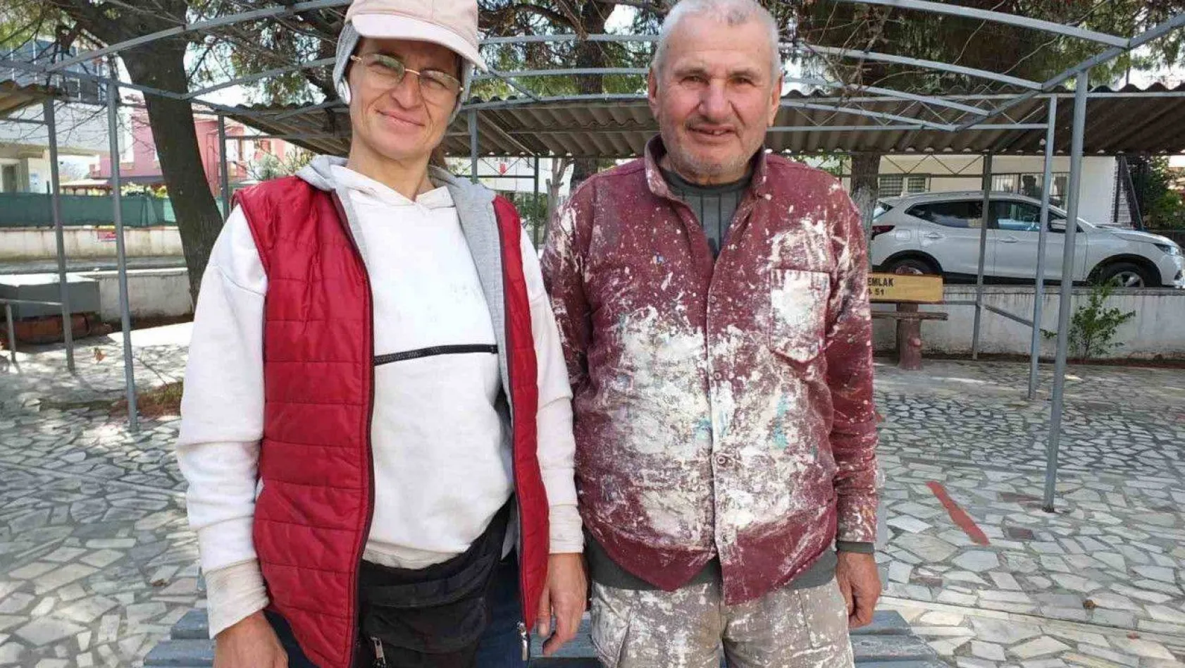 Balıkesir'de Yalçın çifti minare tamiri ile ekmeğini kazanıyor