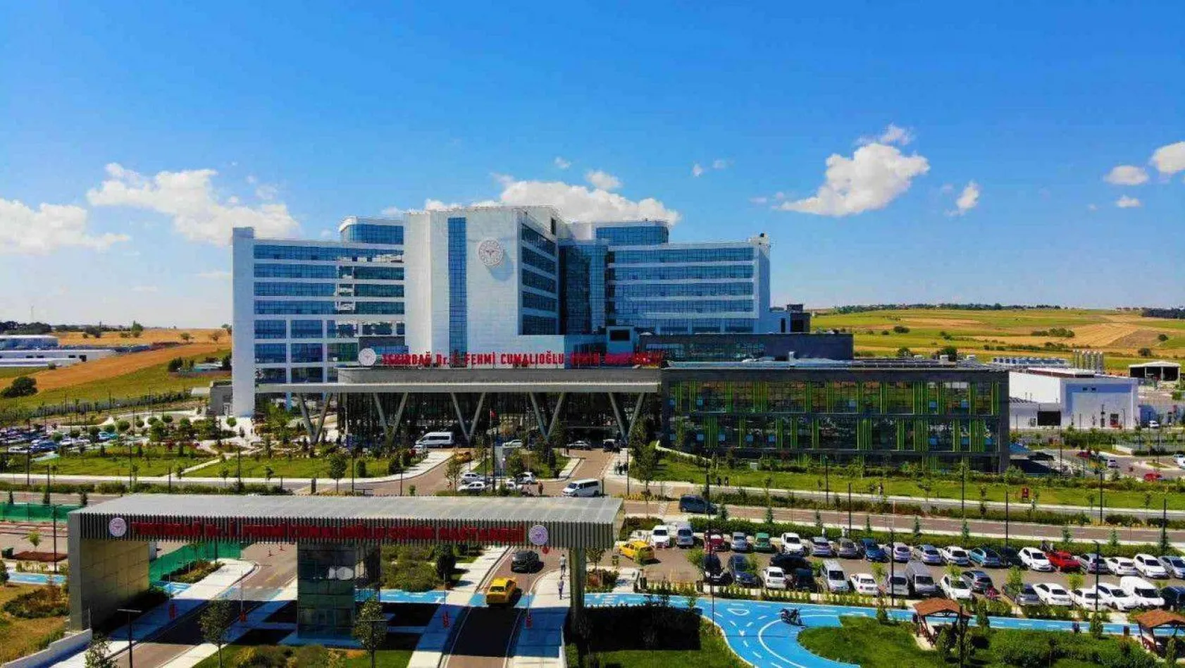 Balkanların sağlık üssü Tekirdağ Şehir Hastanesi bölgenin yükünü sırtlıyor