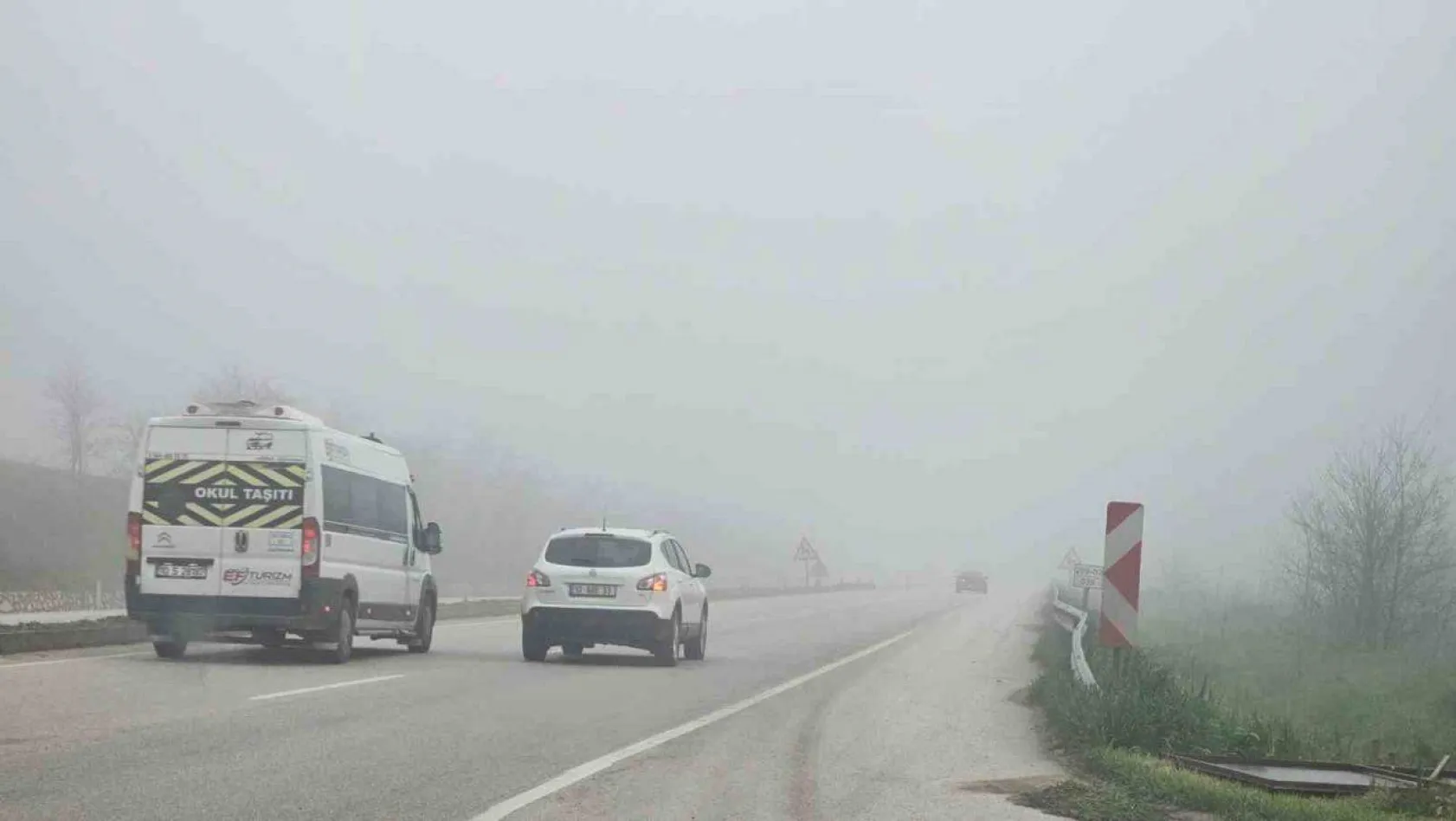 Bandırma'da sabah saatlerinde yoğun sis etkili oldu