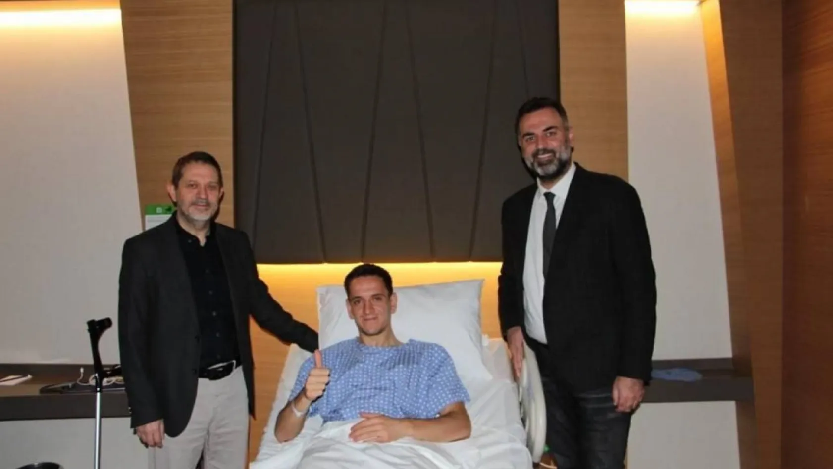 Beşiktaş'ta Amir Hadziahmetovic ameliyat oldu