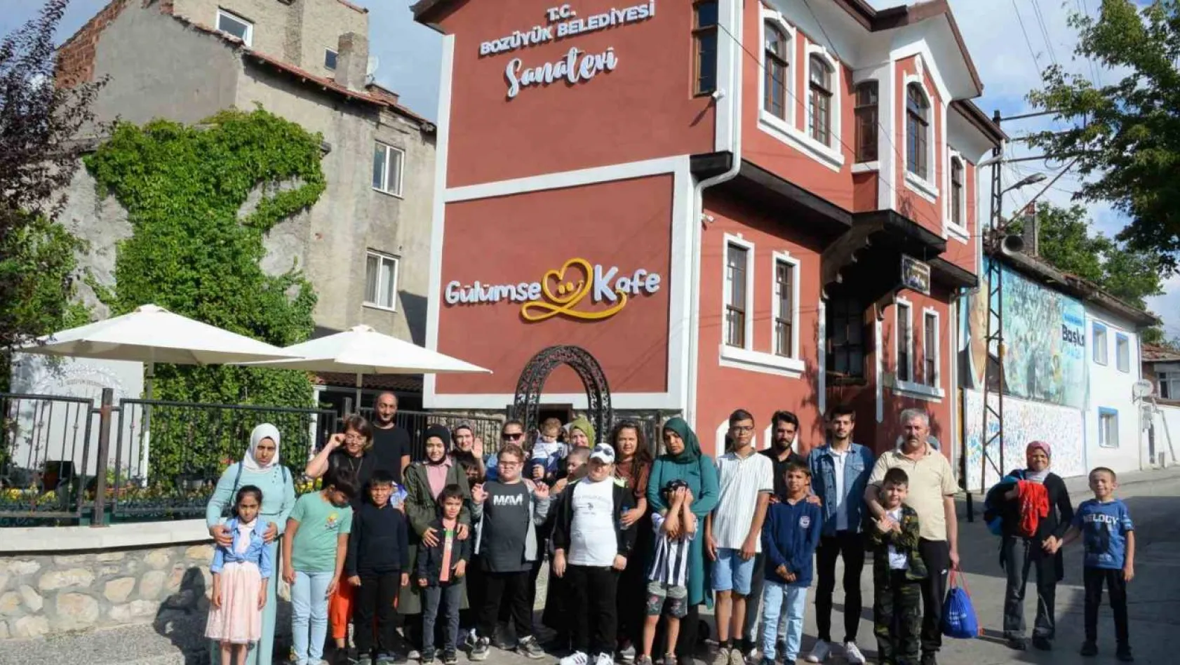 Bozüyük Belediyesi'nin ücretsiz Eskişehir gezisinde harika bir gün geçirdiler