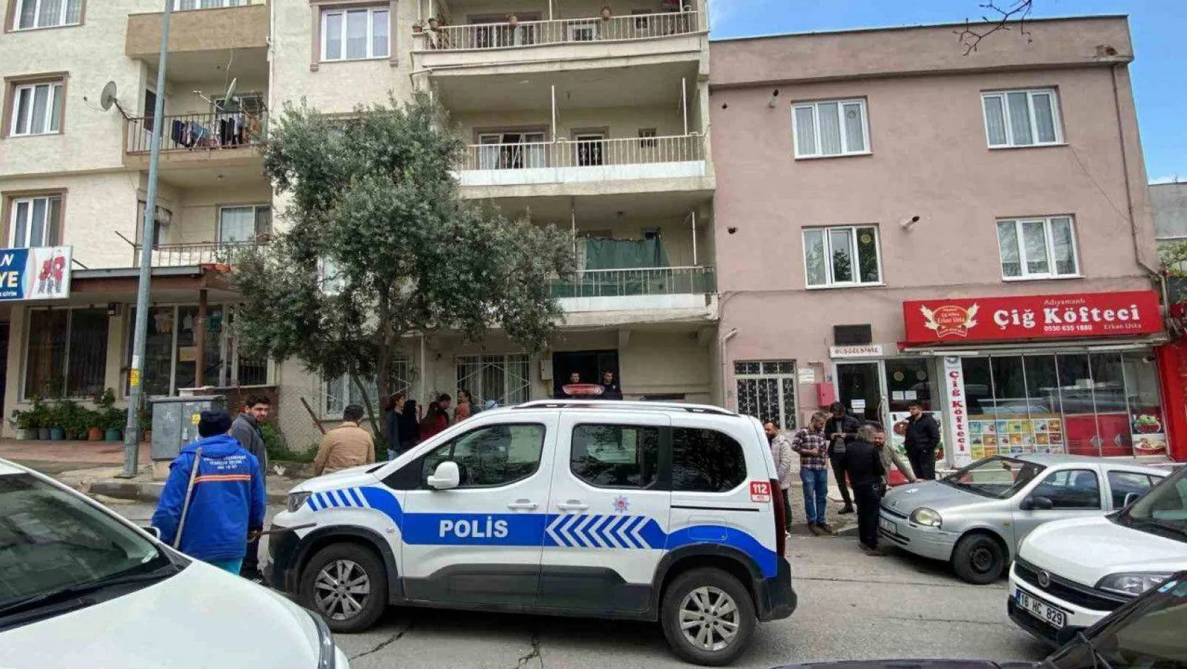 Bursa'da sağlık çalışanı evinde ölü bulundu