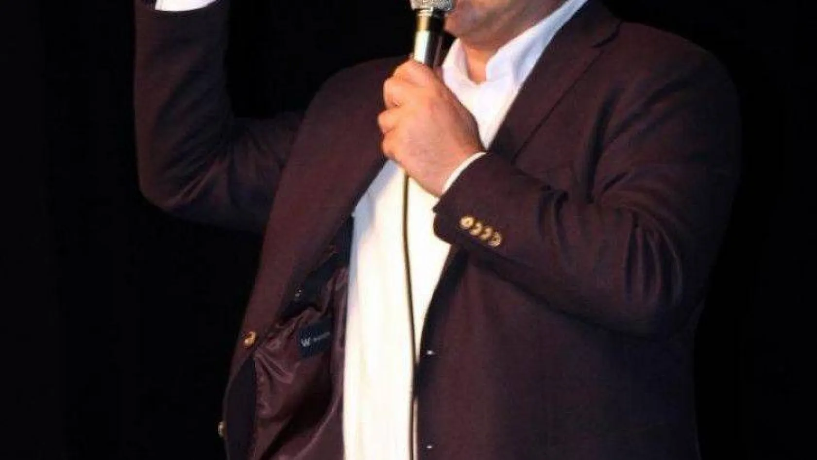 CHP İstanbul Milletvekili Aykut Erdoğdu, partisinden istifa etti.