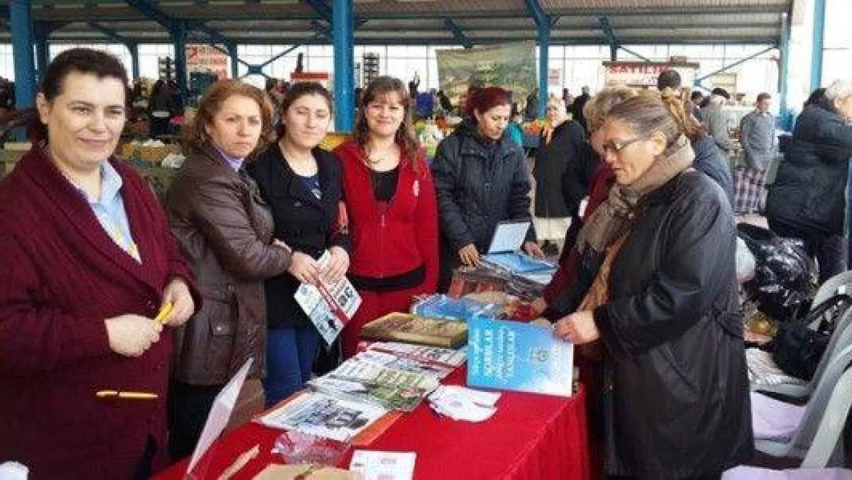CHP'li kadınlar Gümüşyaka'da…