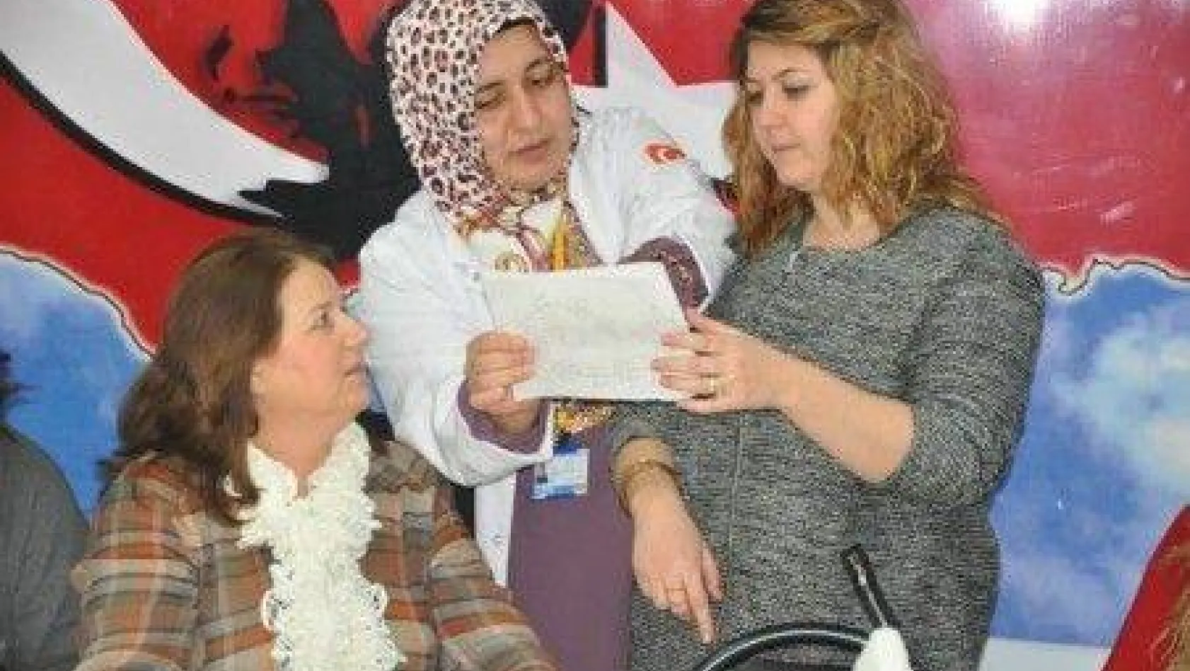 CHP'li kadınlardan B.Çavuşlu Mahalle Evi ziyareti