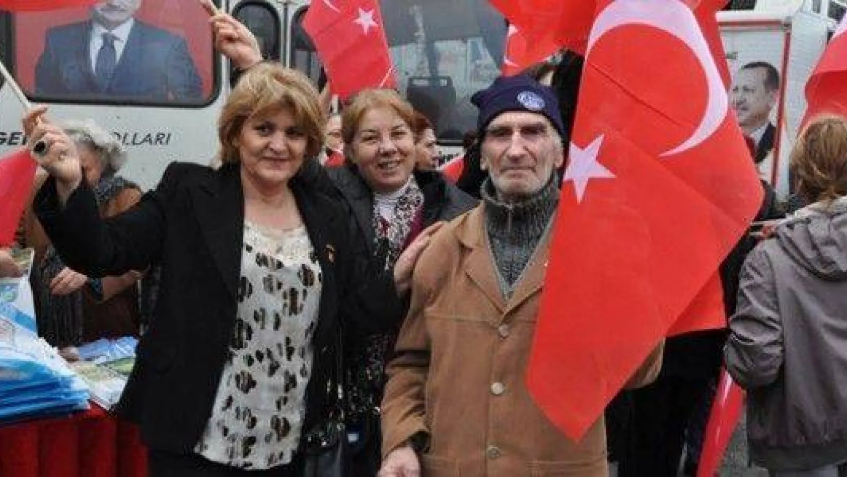 CHP'ye halkın desteği sürüyor…