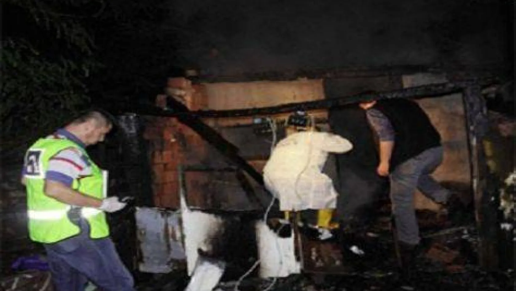 Çorlu'da Baraka Yangını: 1 Ölü
