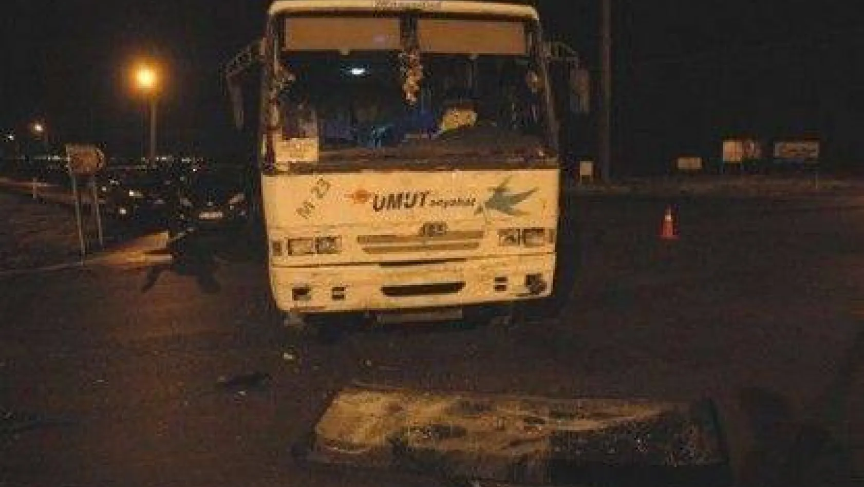Çorlu'da İki Servis Minibüsü Çarpıştı: 9 Yaralı
