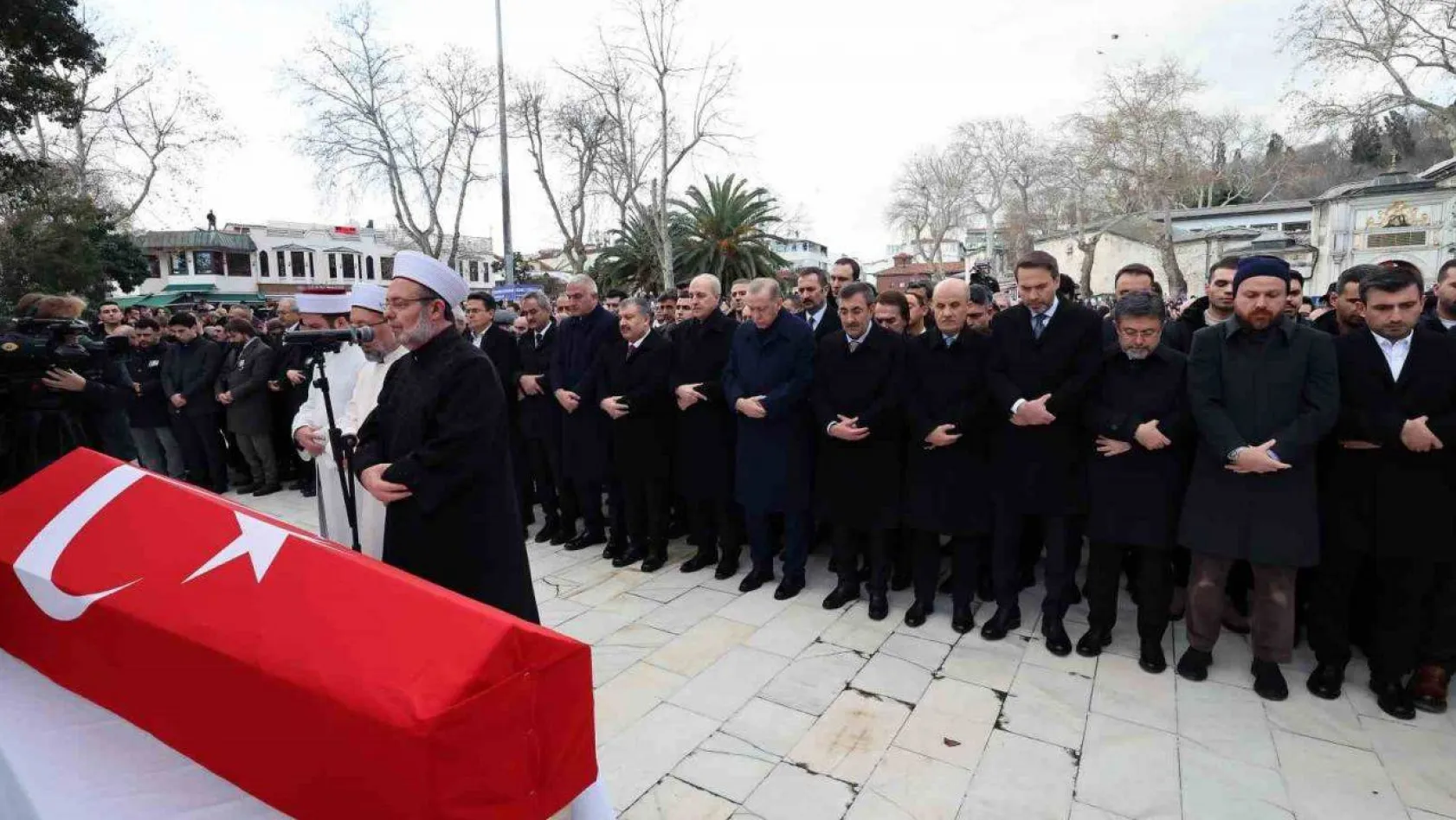 Cumhurbaşkanı Erdoğan, Alev Alatlı'nın cenaze törenine katıldı