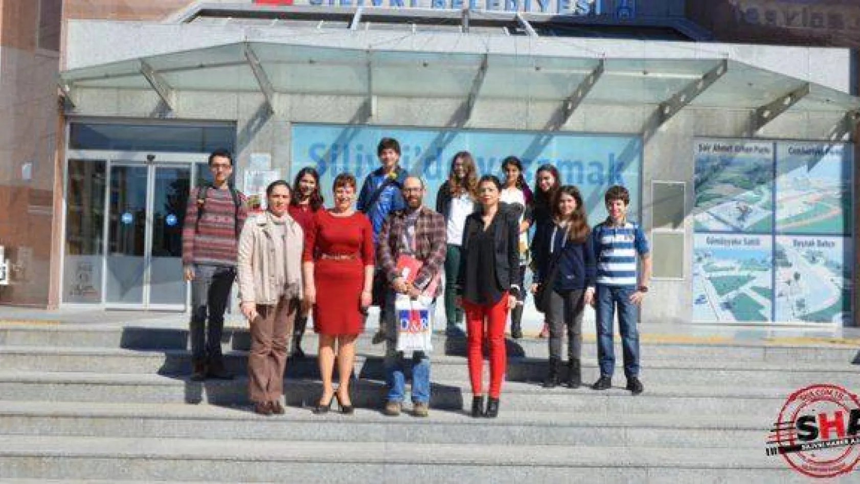 Ermeni Öğrenciler Şair Sevag'ın Evini Aradı