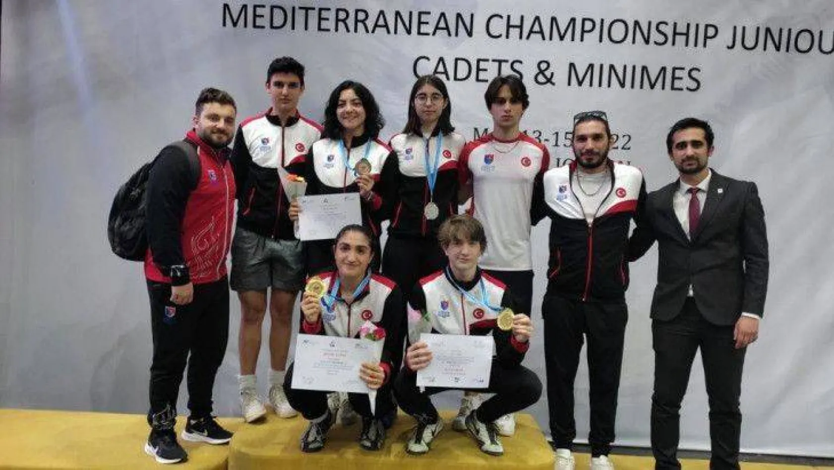 Eskrimciler, Akdeniz Şampiyonası'nda 4 madalya kazandı