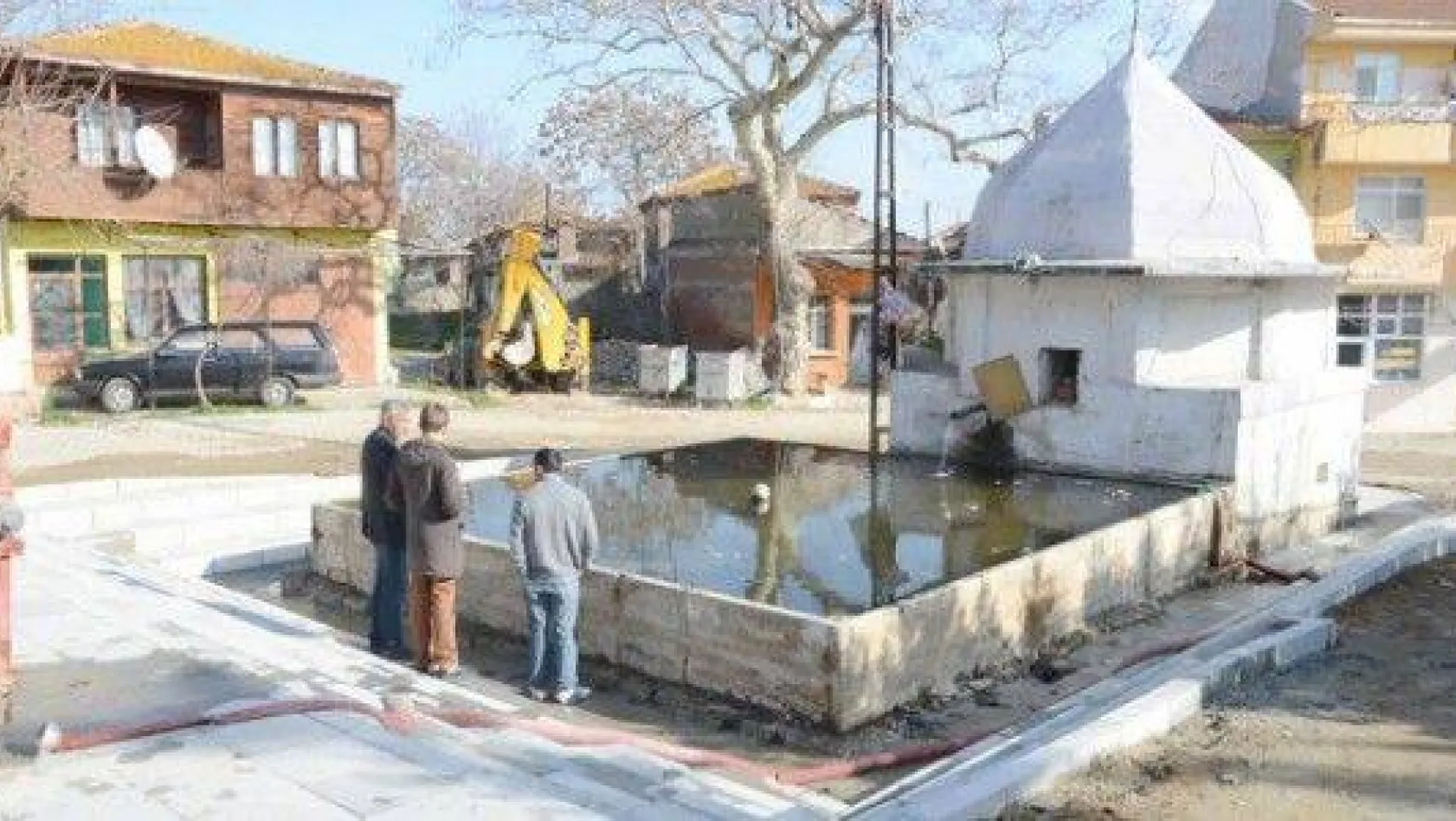 Fener Köy Meydanında Tarihi Düzenleme