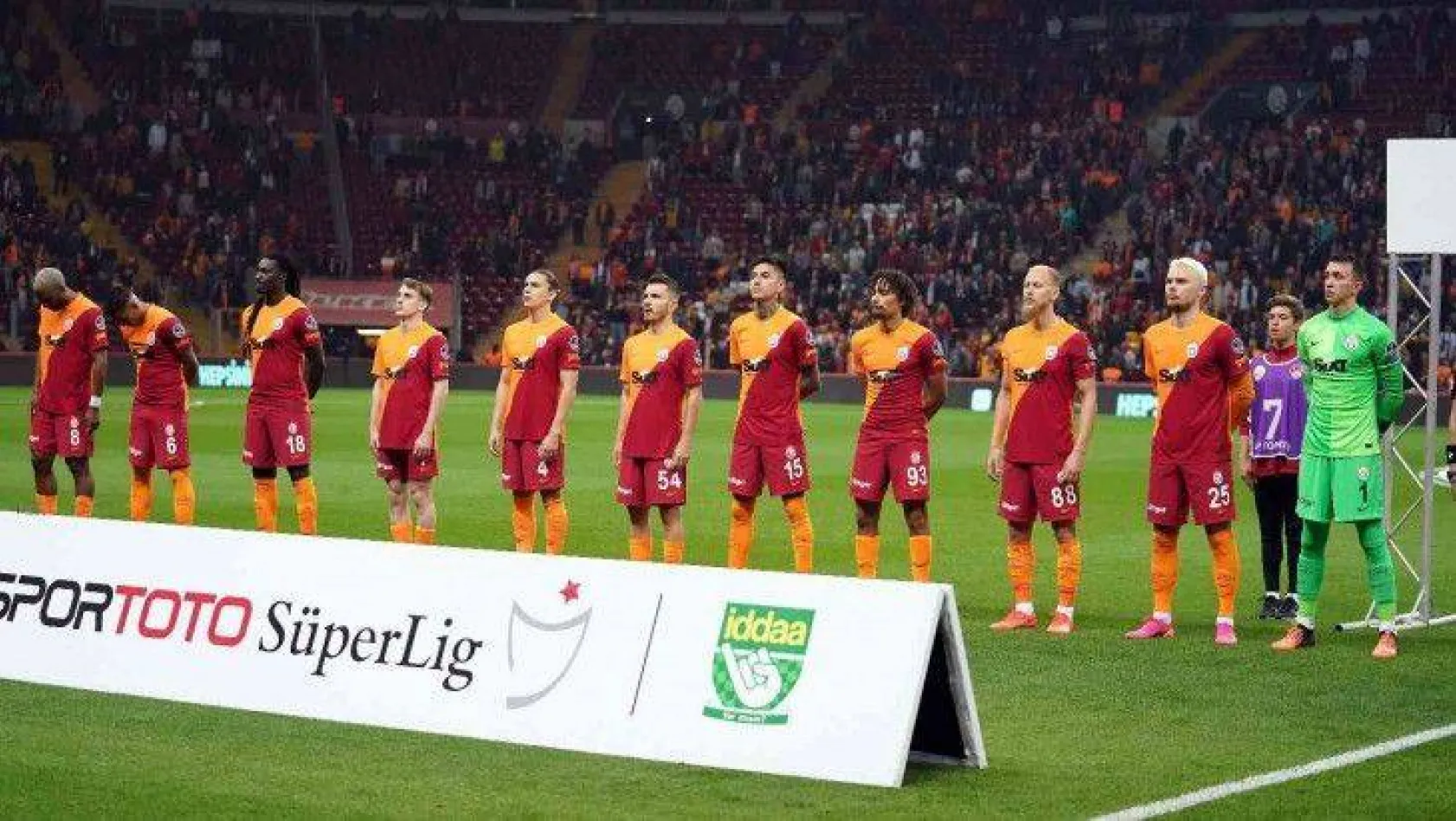 Galatasaray'da 3 değişiklik