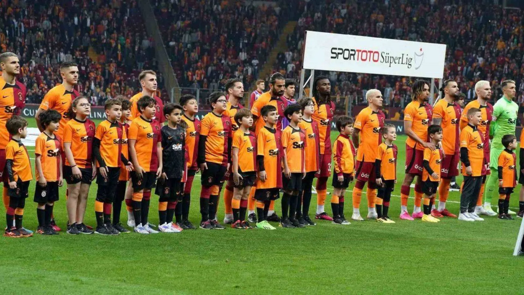 Galatasaray'da 4 değişik