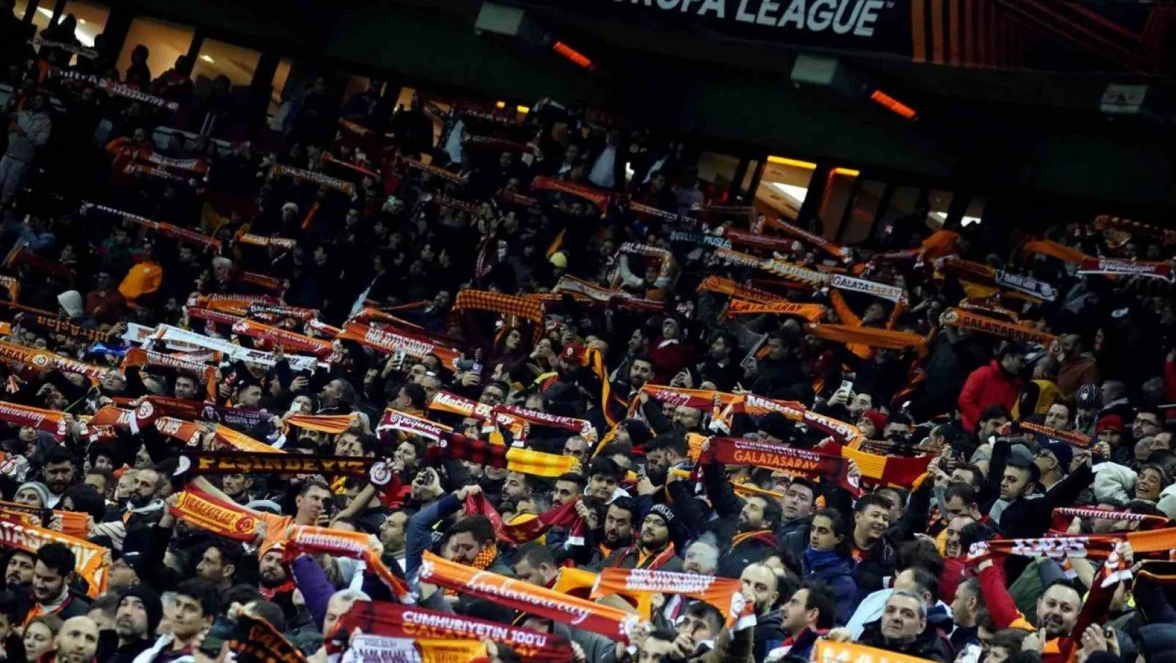 Galatasaray - Sparta Prag maçını 46 bin 802 seyirci izledi