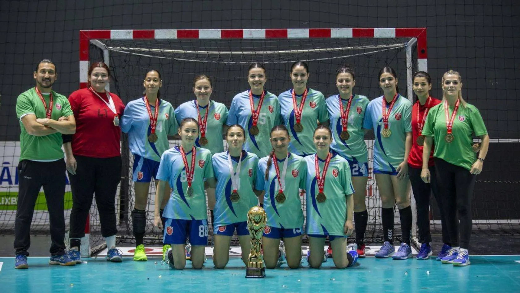 Hentbol Kadınlar 2. Ligi'nde Kepez Belediyesi Spor Kulübü şampiyon oldu