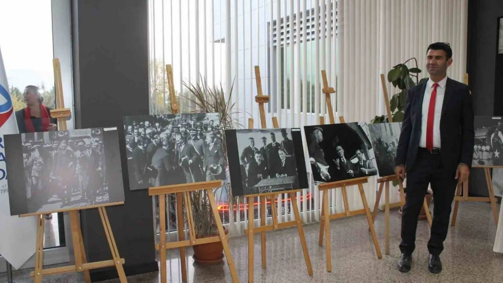 Körfez Ticaret Odası'nda 'Atatürk' sergisi
