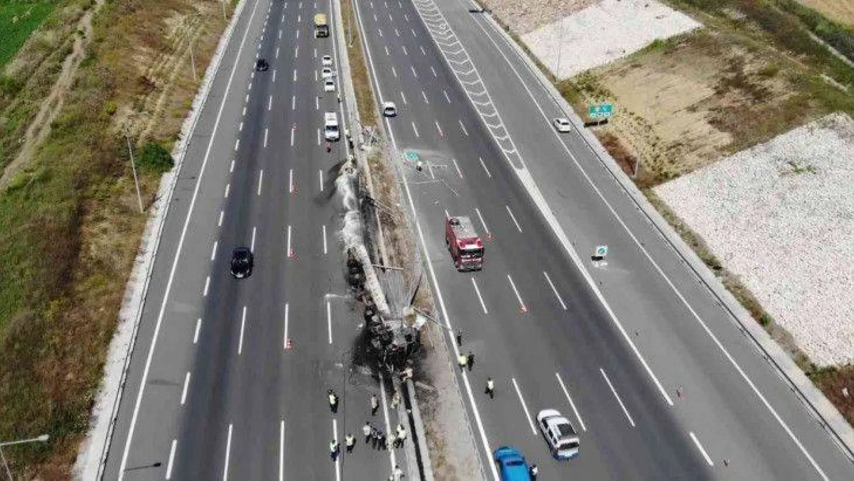 Kuzey Marmara otoyolunda kaza: Sürücü yanarak hayatını kaybetti