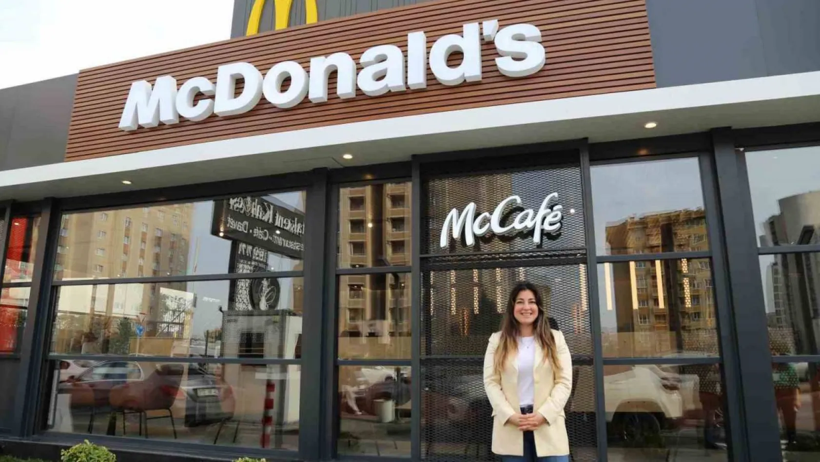 McDonald's, Hollywood filmlerindeki sahnelerini derledi