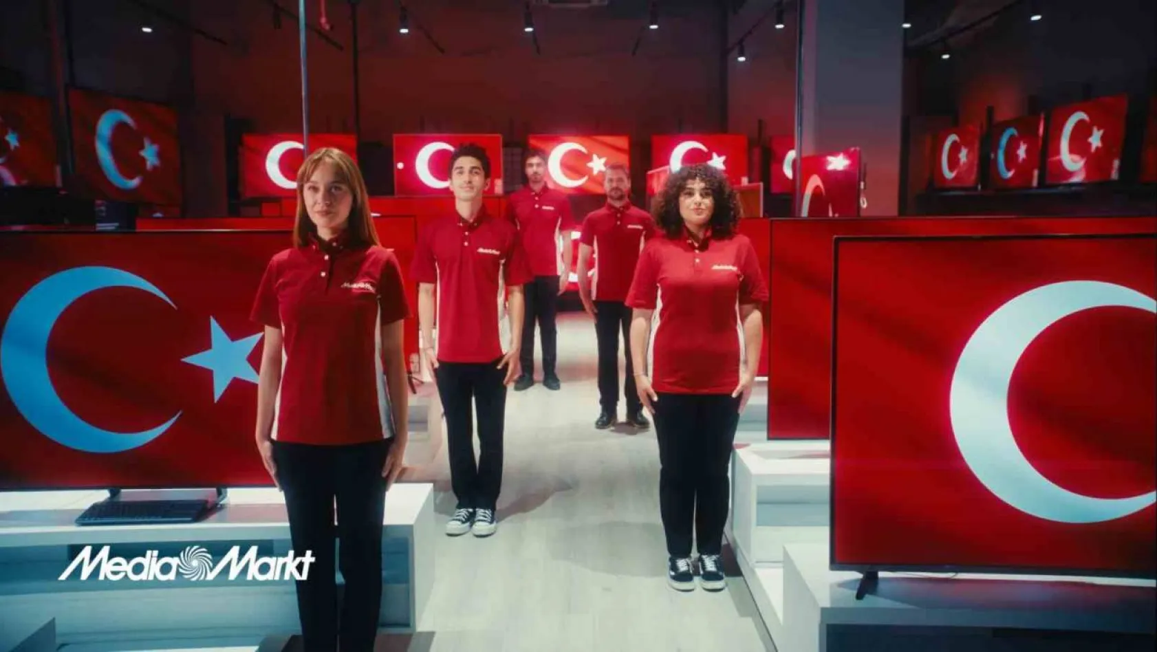 MediaMarkt Türkiye'den Cumhuriyet'in 100. Yılı anısına reklam filmi