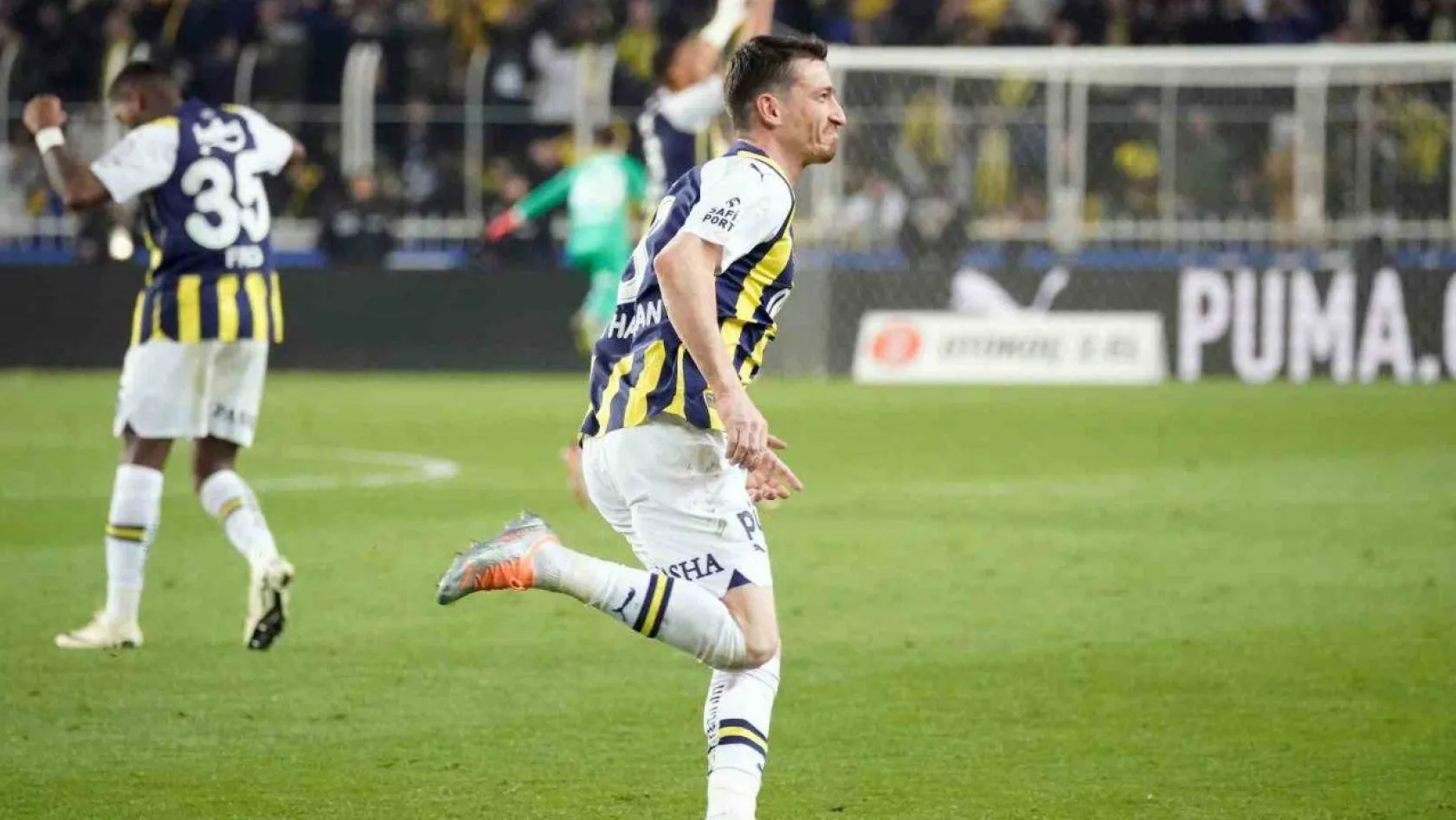 Mert Hakan Yandaş'tan üst üste iki iç saha maçında gol