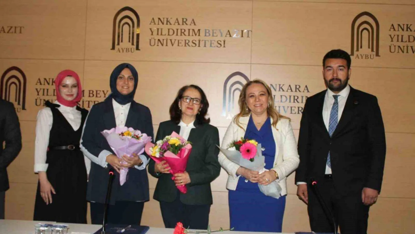 Prof. Dr. Karabulut 'Çalışma Hayatında Kadın Paneli'ne katıldı