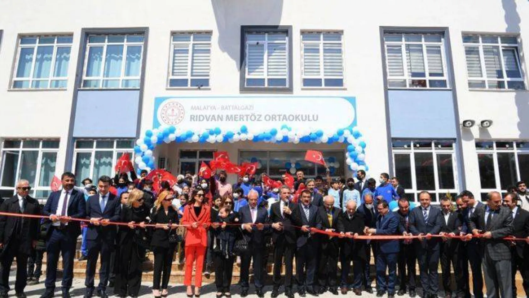 Rıdvan Mertöz Ortaokulu Malatya'da açıldı