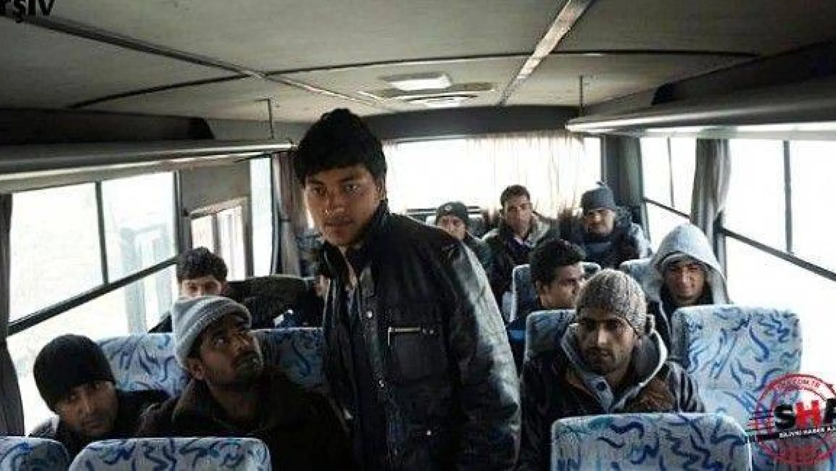 Silivri'de 38 kaçak göçmen yakalandı