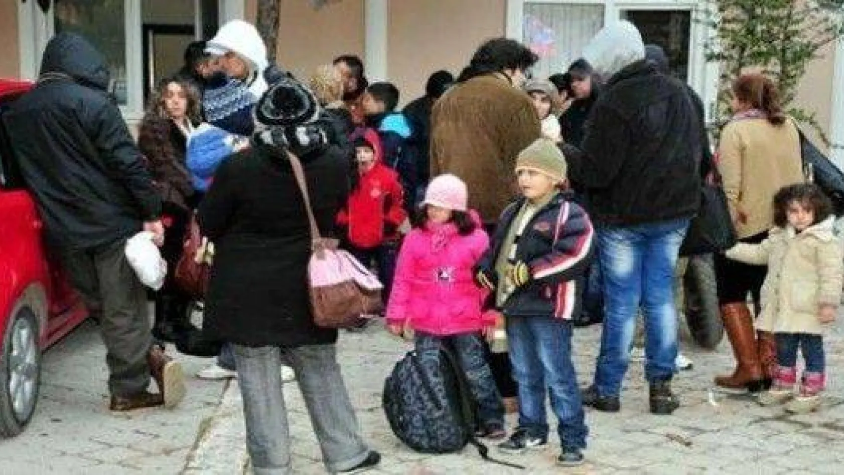 Suriyelileri İstanbul diye Keşan'da börekçiye bıraktılar