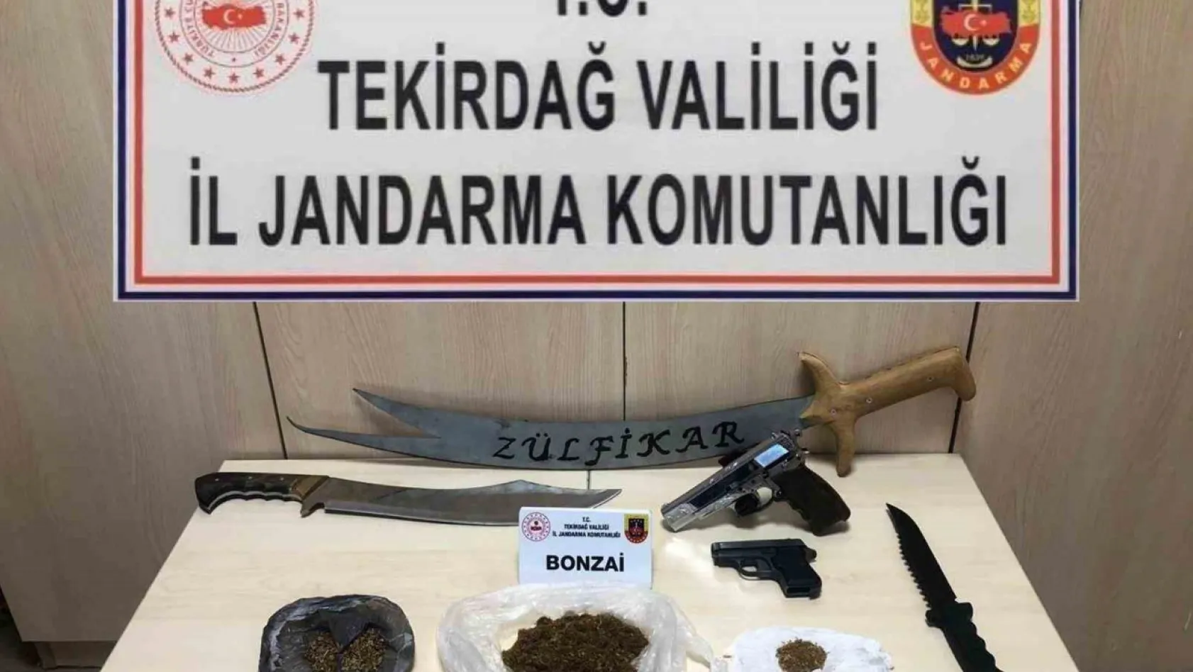 Tekirdağ'da silah ve uyuşturucu operasyonunda 7 şüpheli yakalandı