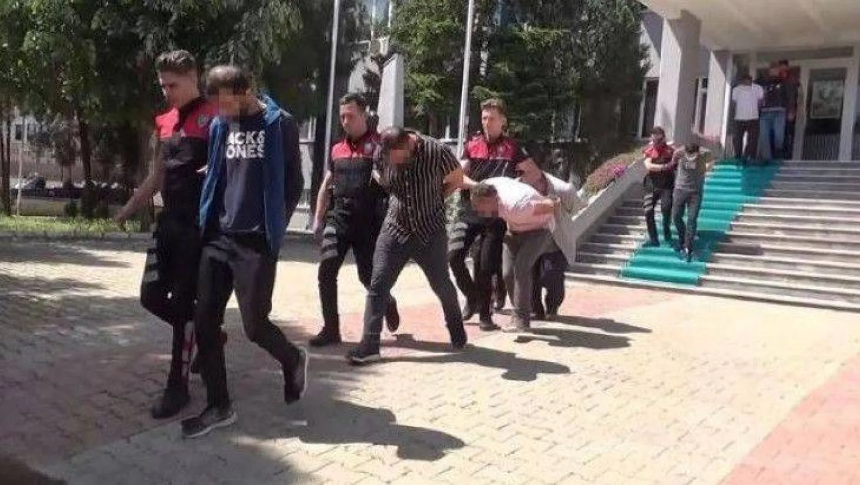 Tekirdağ ve İstanbul'da eş zamanlı fuhuş operasyonunda 6 kişi tutuklandı